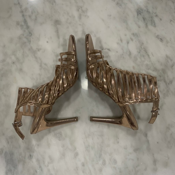 Christian Siriano USA 9 Rose Gold Stiletto 4.5" Heel with Ankle Strap - Picture 3 of 15